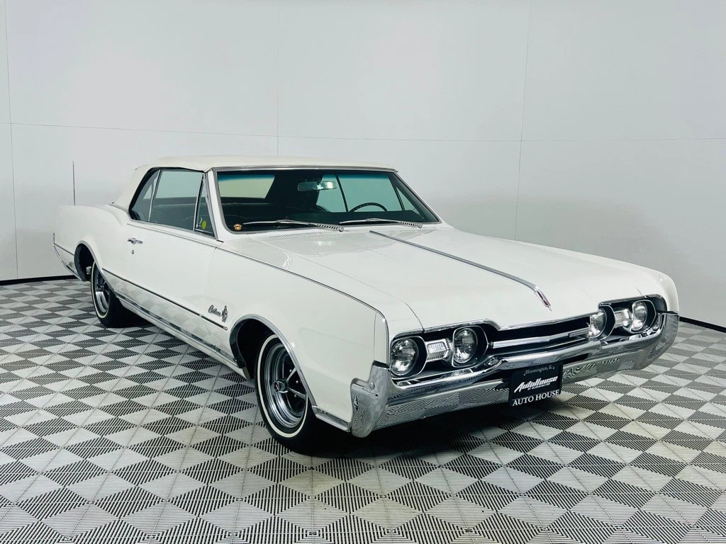1967 Oldsmobile Cutlass Supreme Coupe