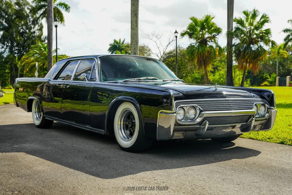 1961 Lincoln Continental