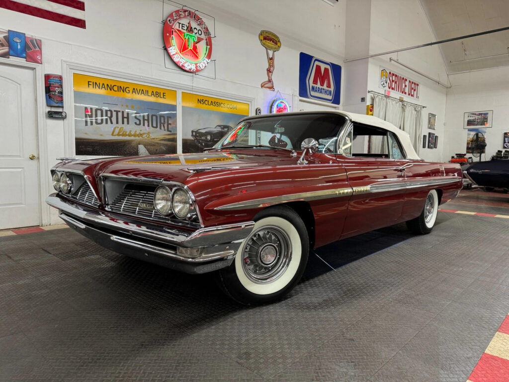 1961 Pontiac Bonneville – TRI Power Convertible