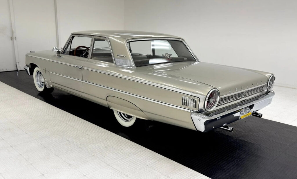 1963 Ford Galaxie 500 2 Door Sedan