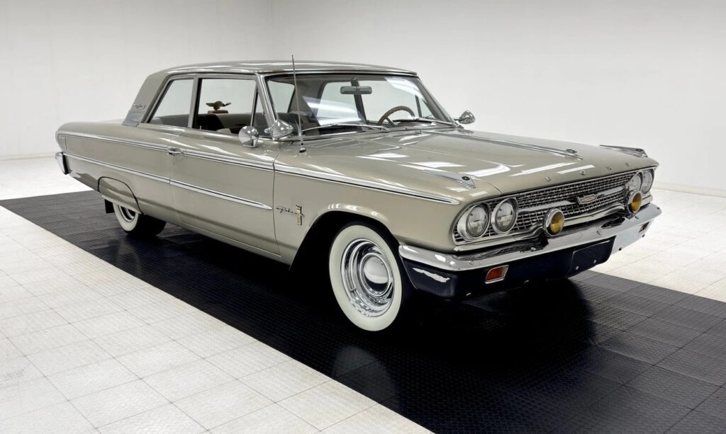 1963 Ford Galaxie 500 2 Door Sedan