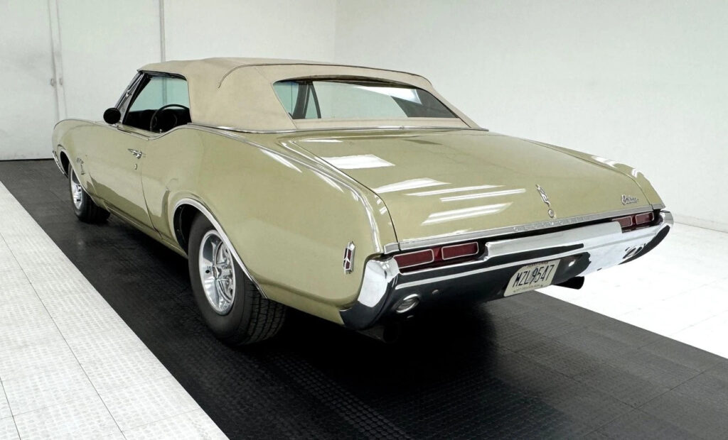 1968 Oldsmobile Cutlass S Convertible