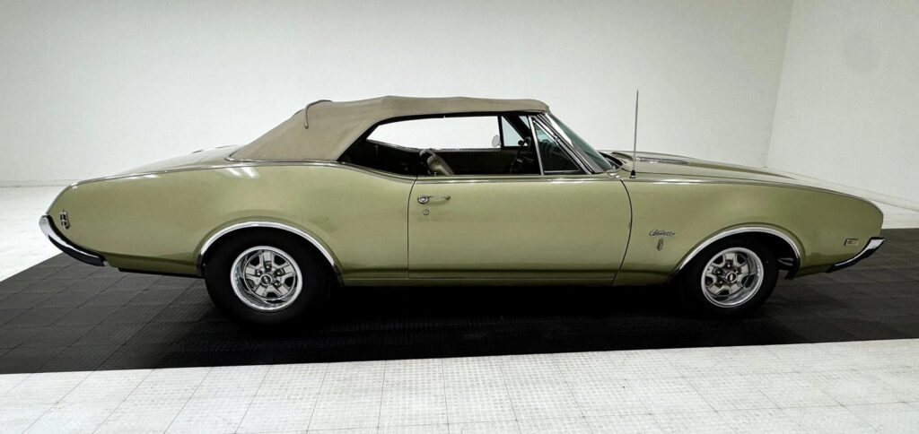 1968 Oldsmobile Cutlass S Convertible