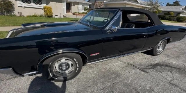 1966 Pontiac GTo Conv. – 4 Manual Tri-Power