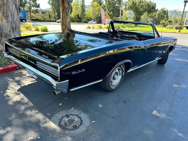 1966 Pontiac GTo Conv. – 4 Manual Tri-Power