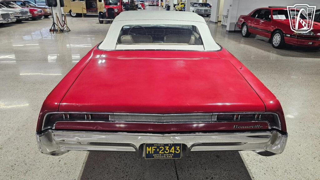 1967 Pontiac Bonneville Convertible