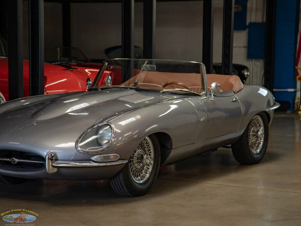 1963 Jaguar XKE E-Type Series I Electric Roadster 2 Door Convertible