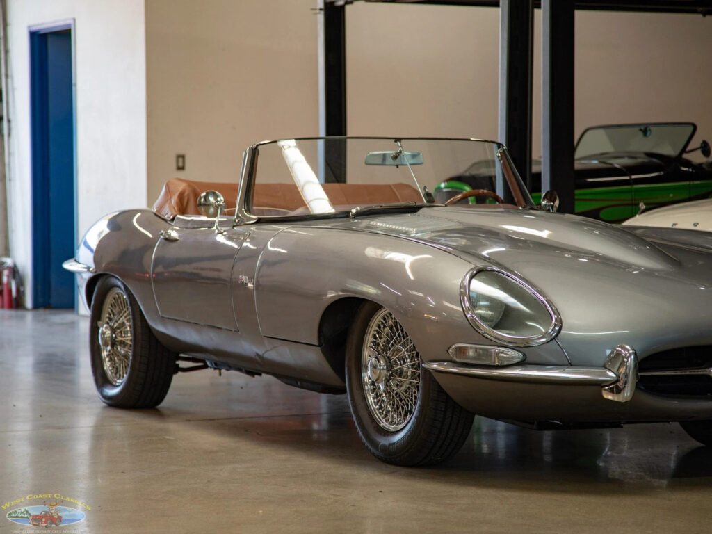 1963 Jaguar XKE E-Type Series I Electric Roadster 2 Door Convertible