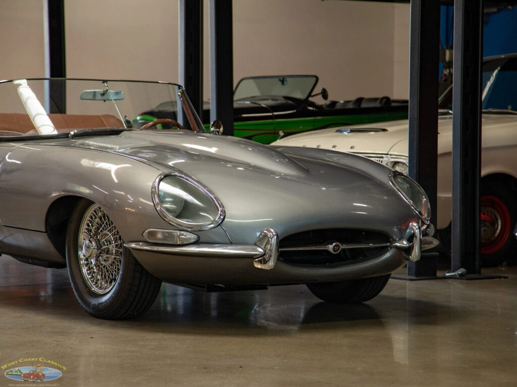 1963 Jaguar XKE E-Type Series I Electric Roadster 2 Door Convertible