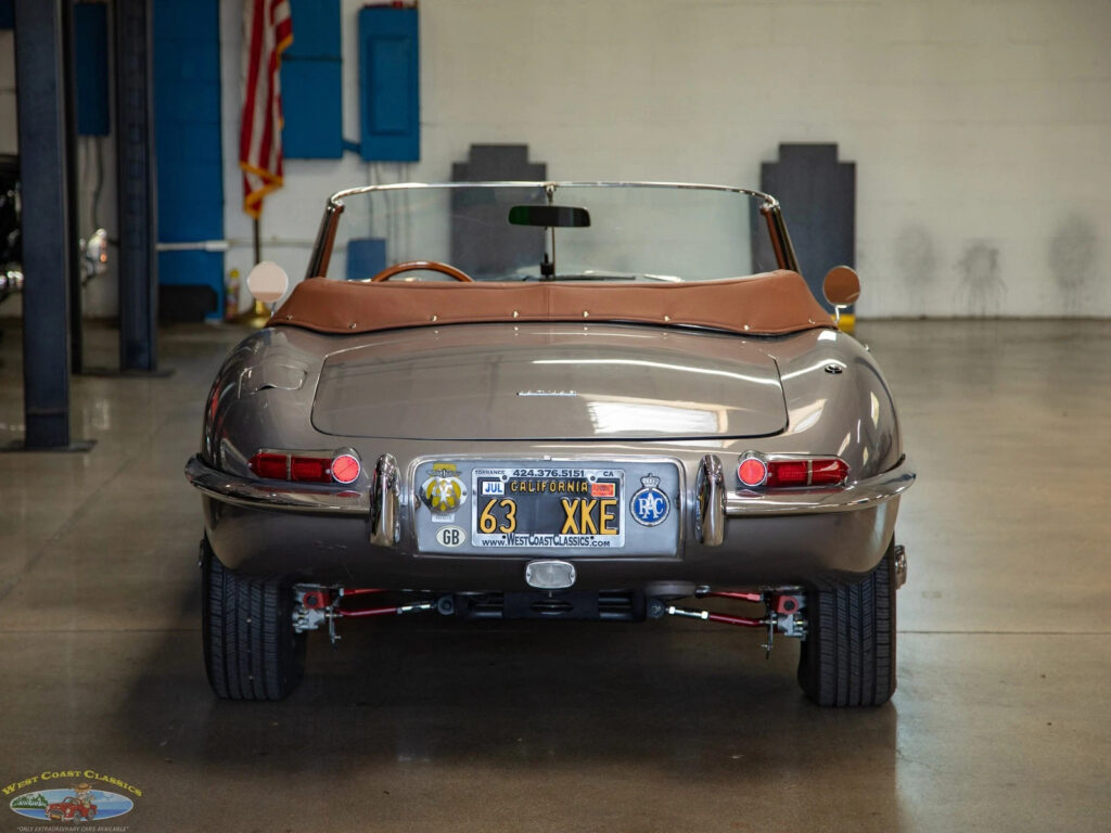 1963 Jaguar XKE E-Type Series I Electric Roadster 2 Door Convertible
