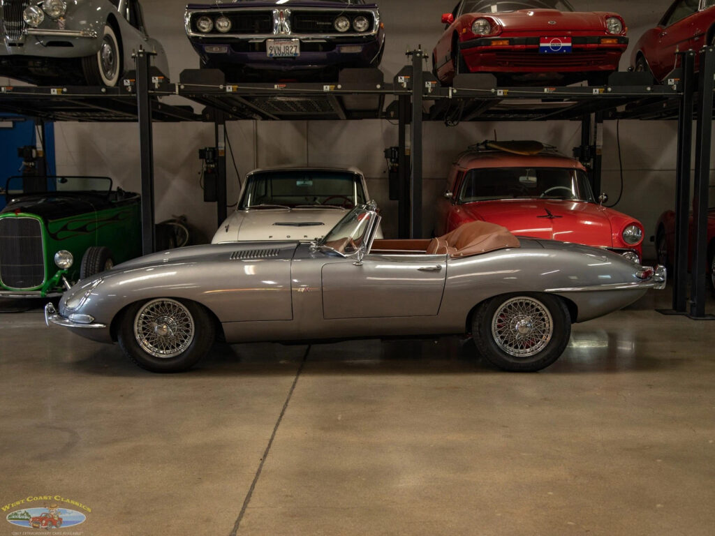 1963 Jaguar XKE E-Type Series I Electric Roadster 2 Door Convertible