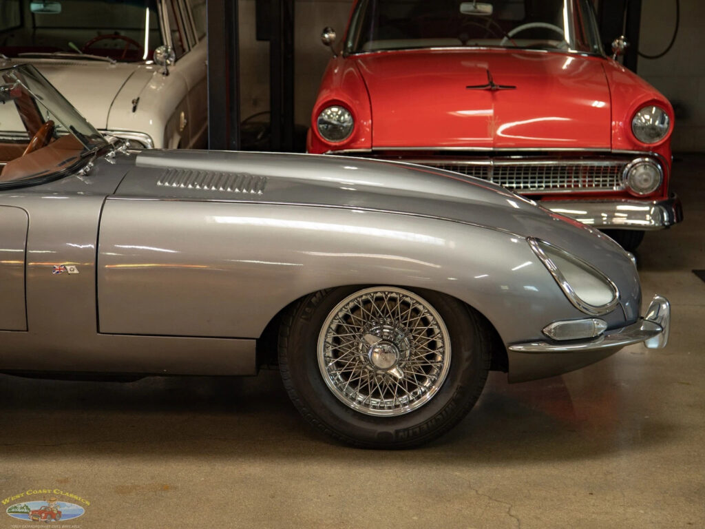 1963 Jaguar XKE E-Type Series I Electric Roadster 2 Door Convertible