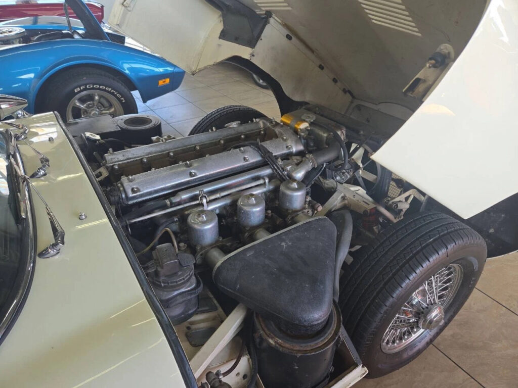 1964 Jaguar E-Type HARD ToP