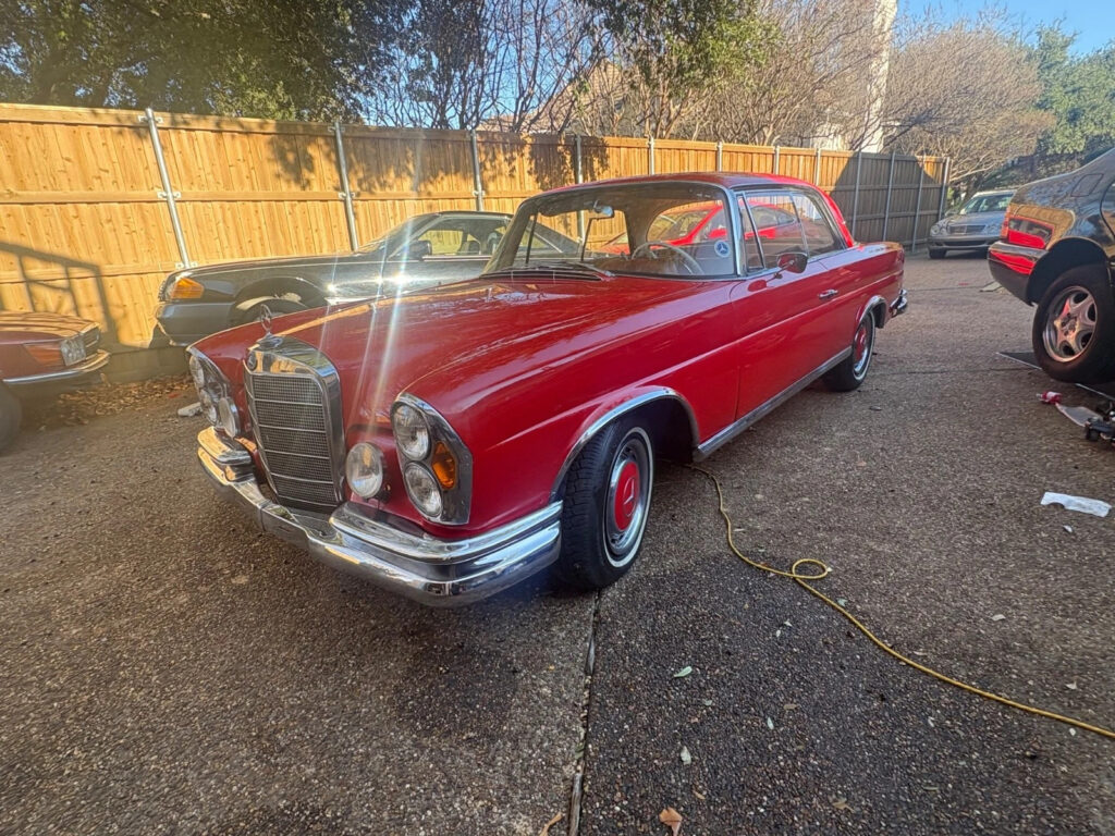 1964 Mercedes 220SE
