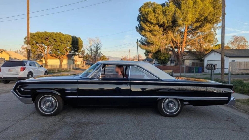 1964 Mercury Monterey Marauder Fastback, 390, Auto, White Roof