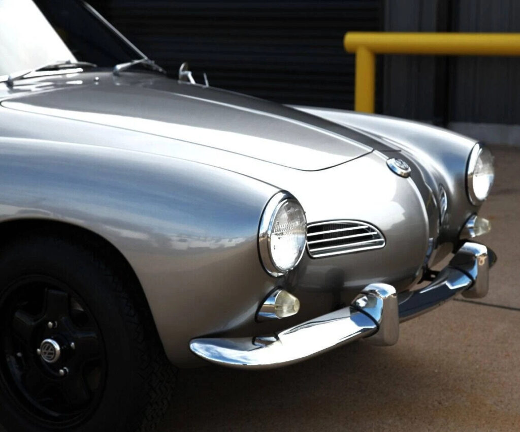 1965 Volkswagen Karmann Ghia Type 14 2+2 GHIA