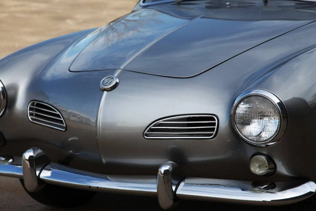 1965 Volkswagen Karmann Ghia Type 14 2+2 GHIA