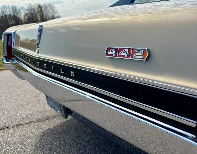 1966 Oldsmobile Cutlass 442
