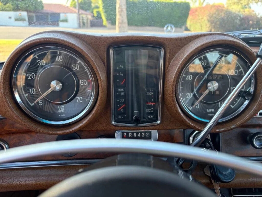 1969 Mercedes-Benz 280se A/C, PS, Head Recond, Pertronix Ignition