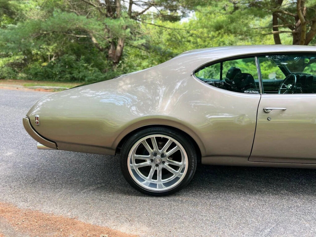 1969 Oldsmobile 442 Coupe