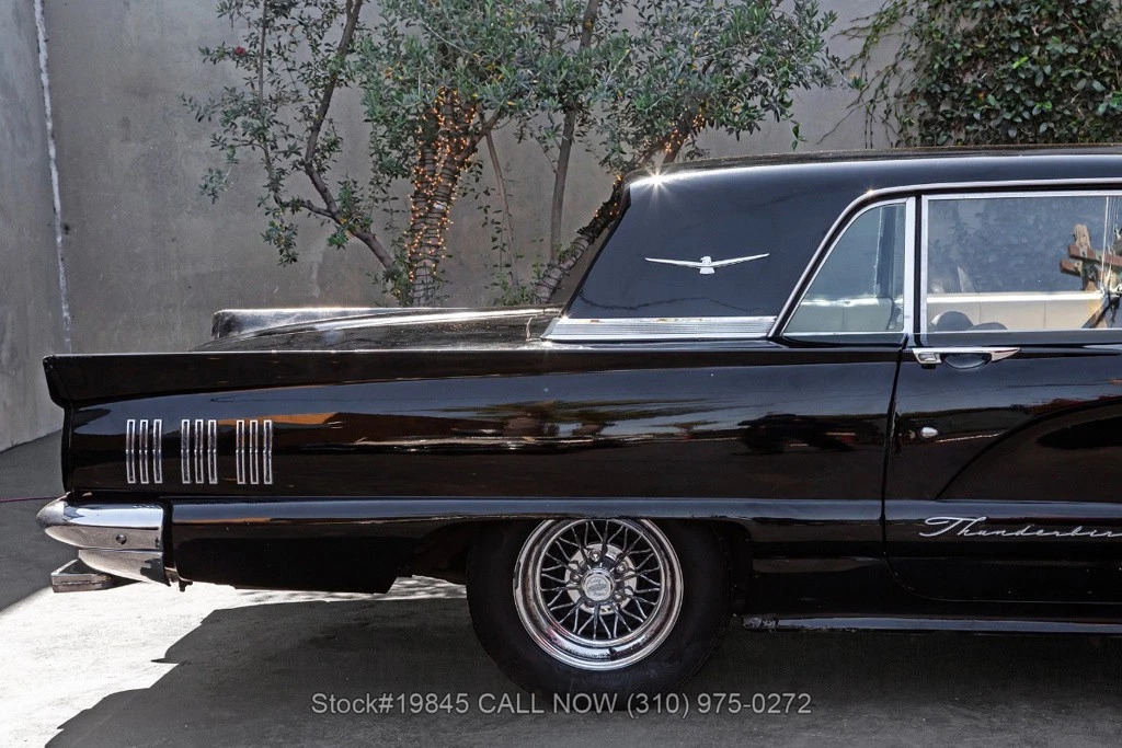 1960 Ford Thunderbird Hardtop