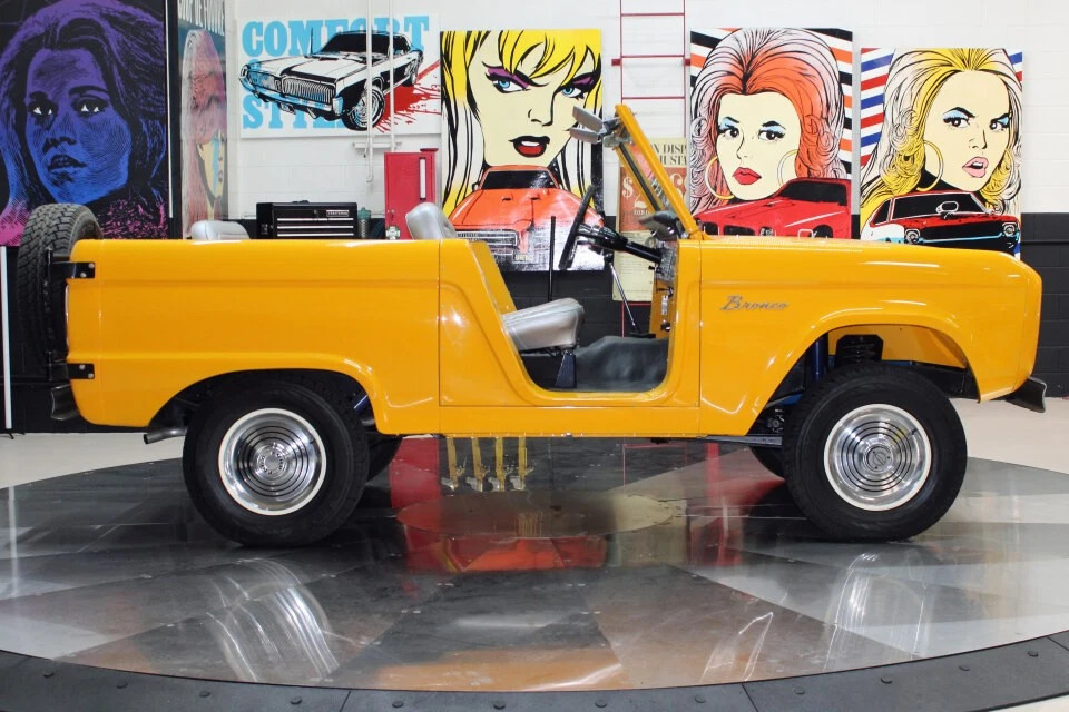 1966 Ford Bronco U13 Roadster
