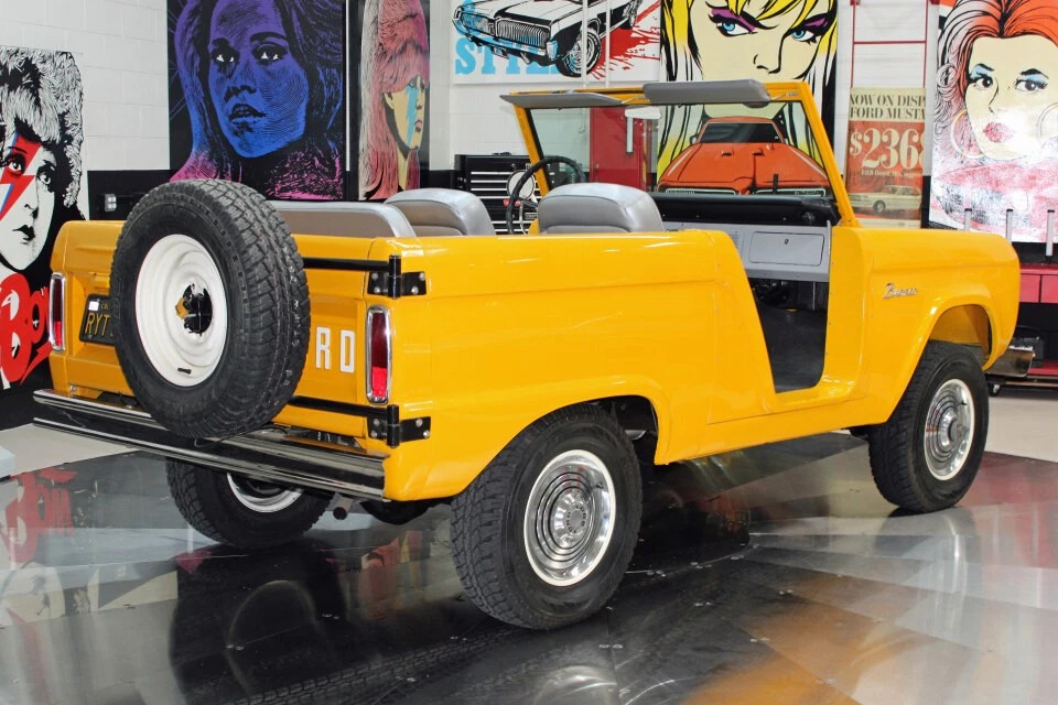 1966 Ford Bronco U13 Roadster