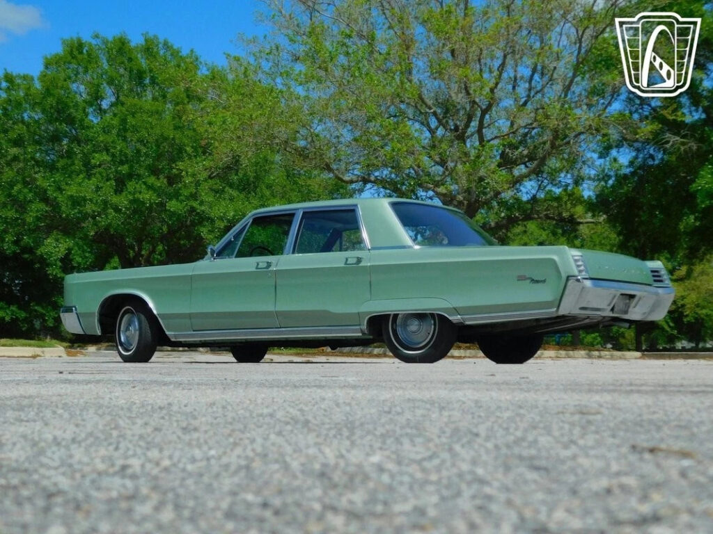 1967 Chrysler Newport