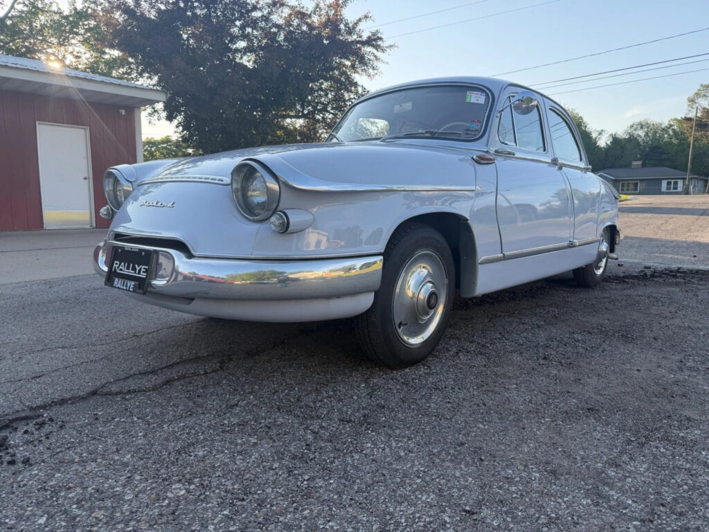 1960 Panhard PL17