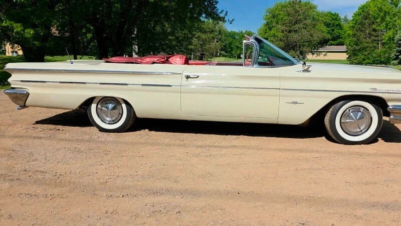 1960 Pontiac Bonneville