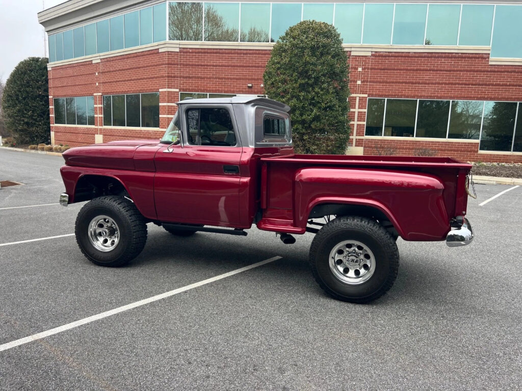 1961 Chevrolet Apache