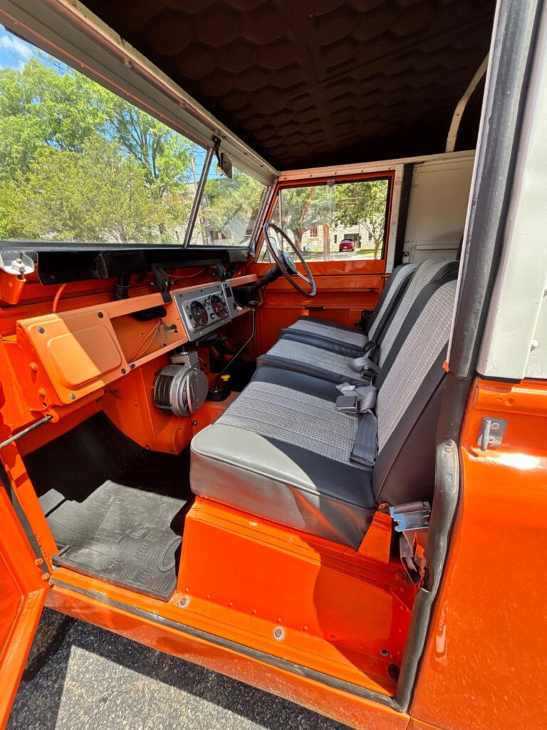 1965 Land Rover 2-Series