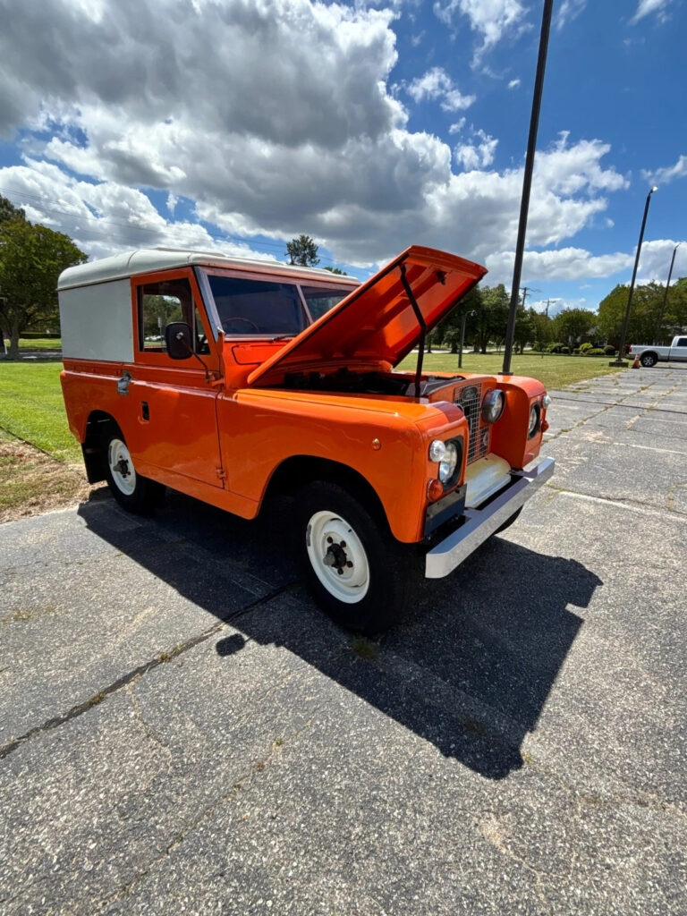 1965 Land Rover 2-Series