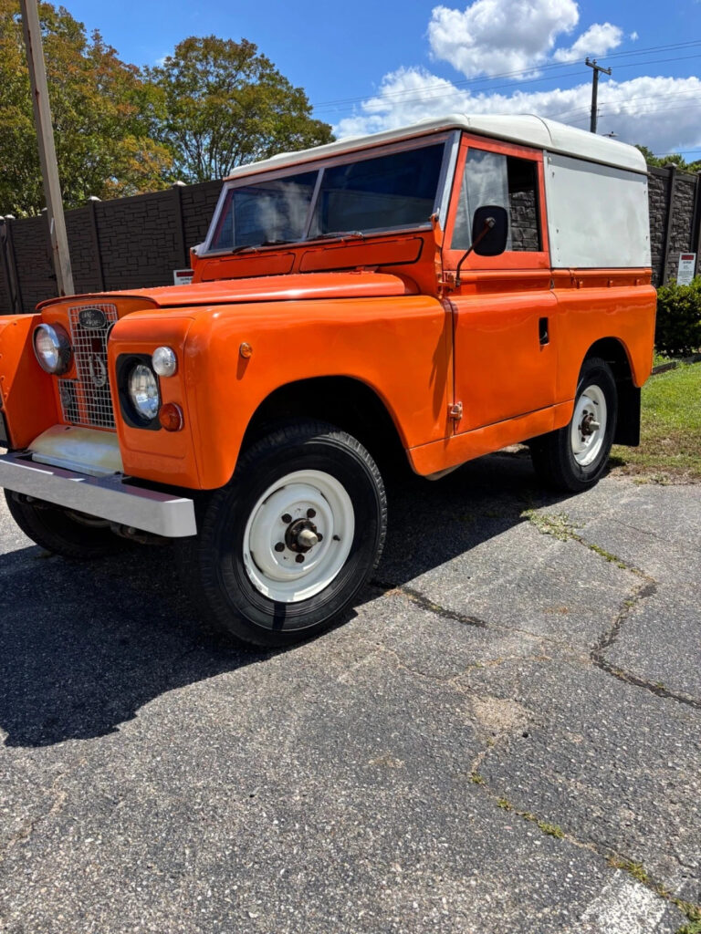 1965 Land Rover 2-Series