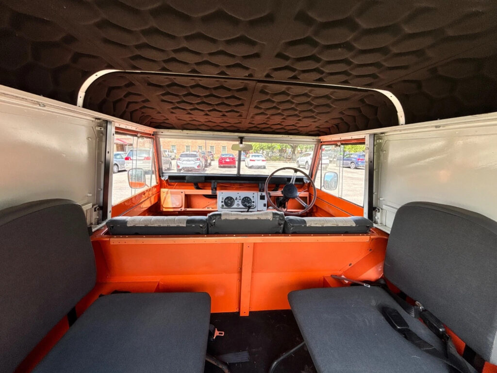 1965 Land Rover 2-Series