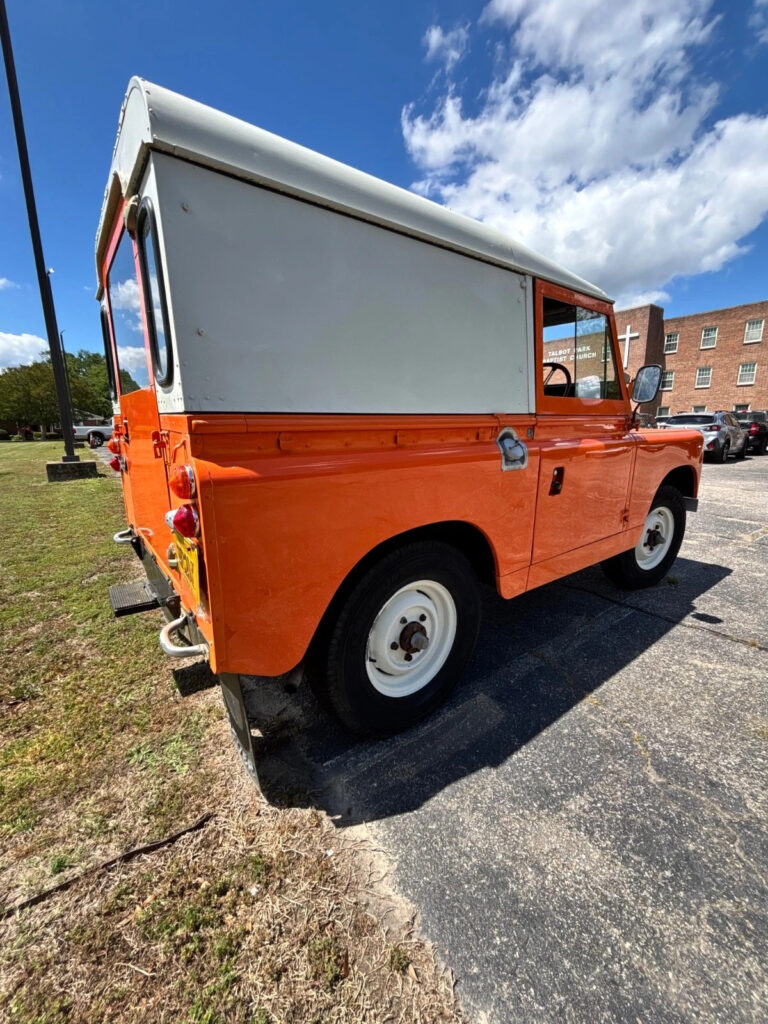 1965 Land Rover 2-Series