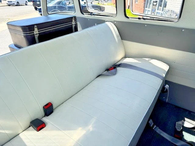 1965 Volkswagen Bus/vanagon 23 Window