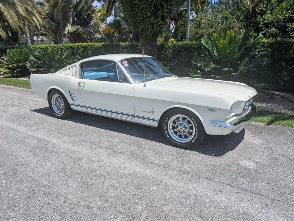 1966 Ford Mustang