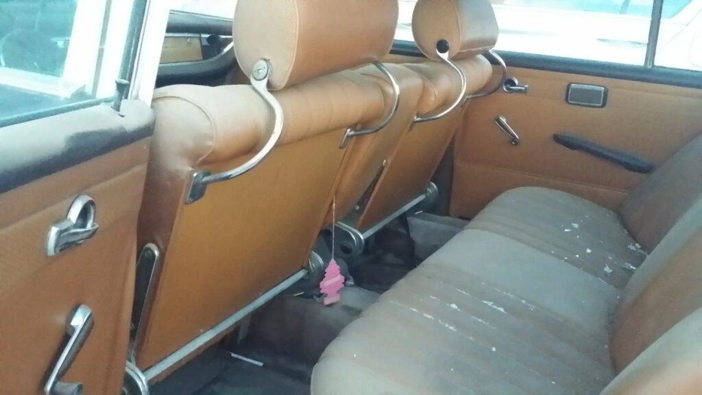 1967 Mercedes-Benz 200