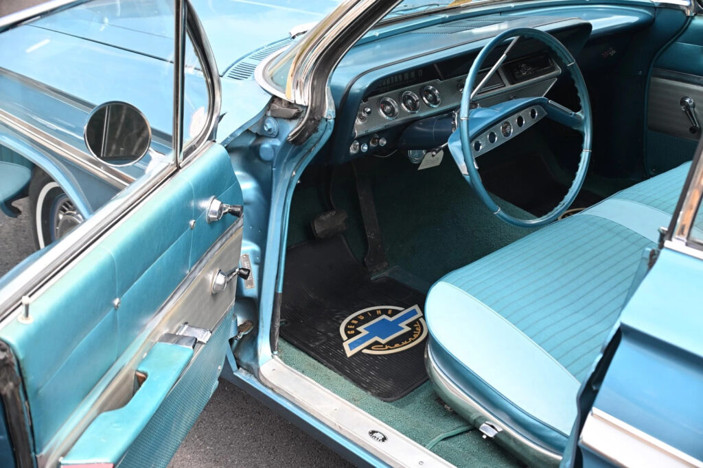 1961 Chevrolet Impala Sport Sedan