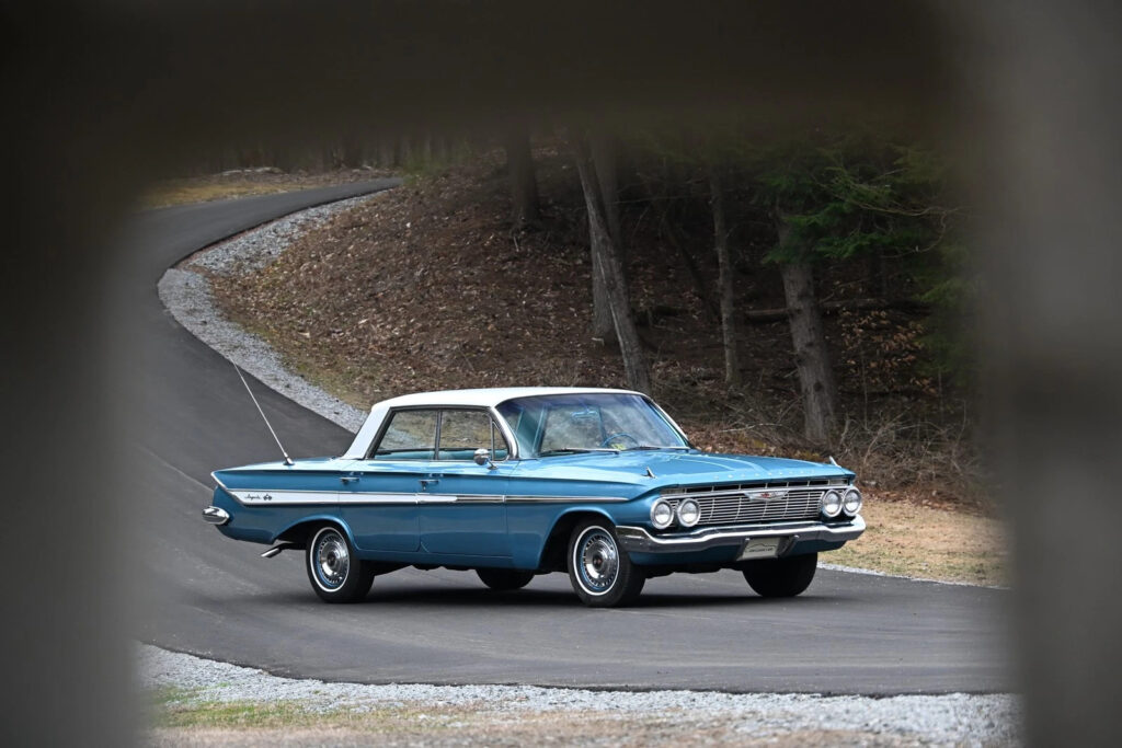 1961 Chevrolet Impala Sport Sedan