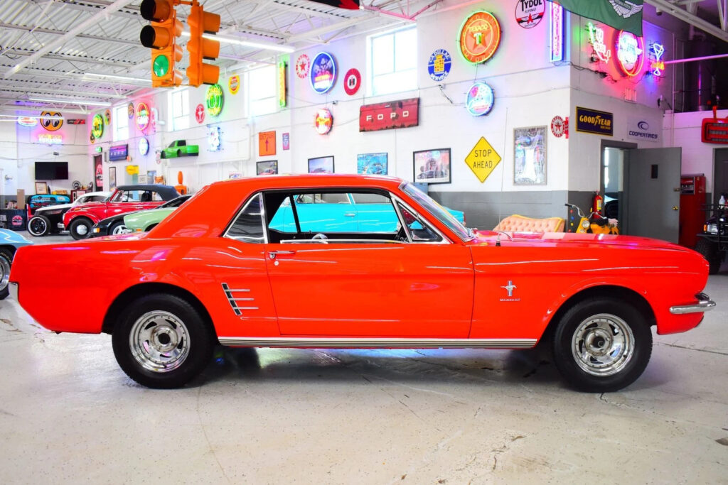 1966 Ford Mustang