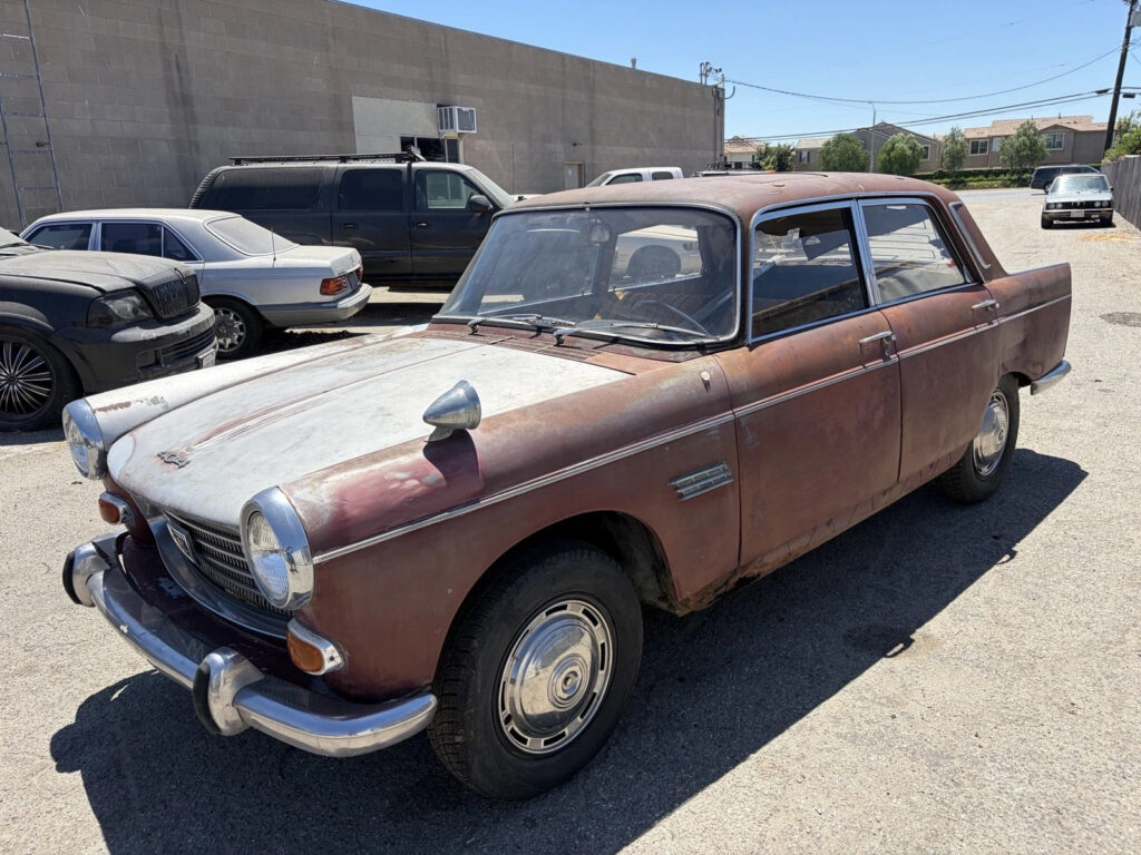 1966 Peugout 404 Deluxe