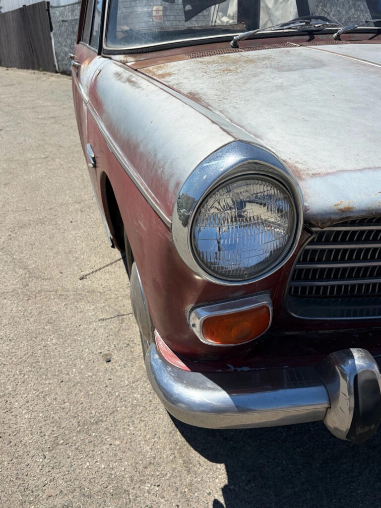 1966 Peugout 404 Deluxe