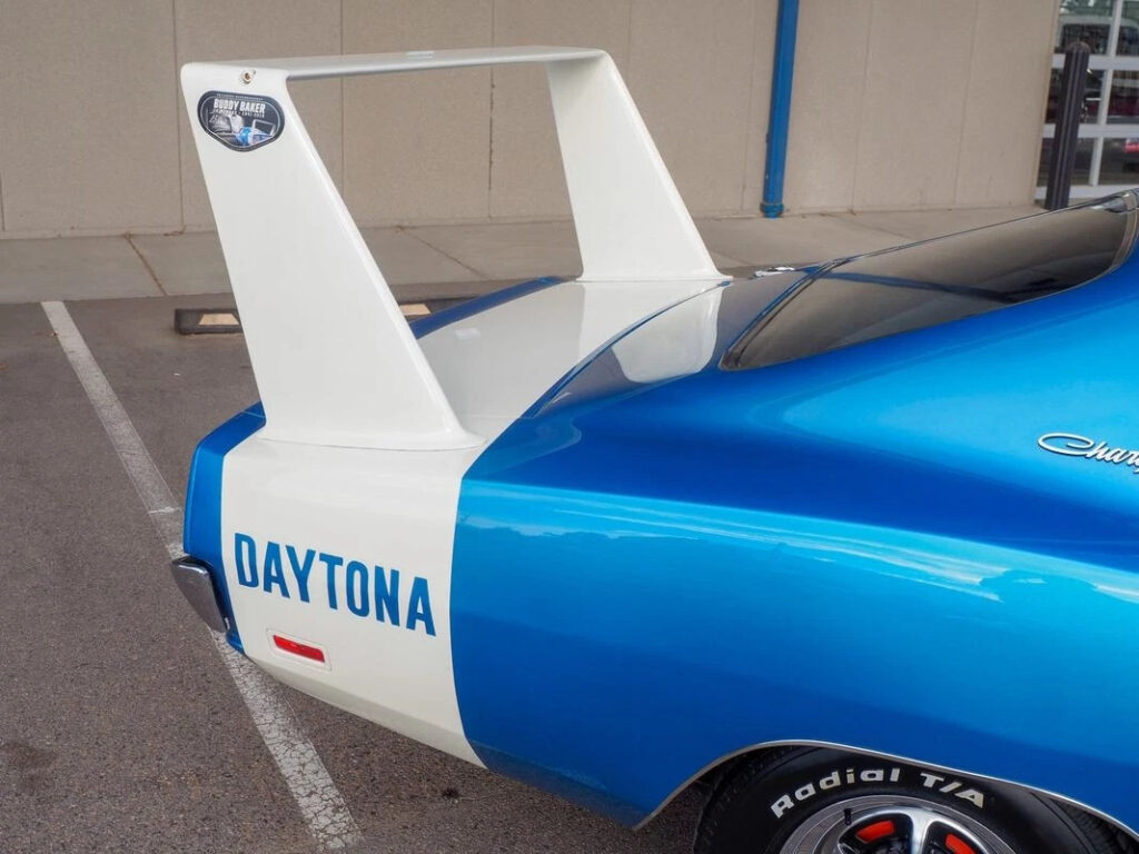 1969 Dodge Daytona Hemi 1 Owner 43K Mile HEMI