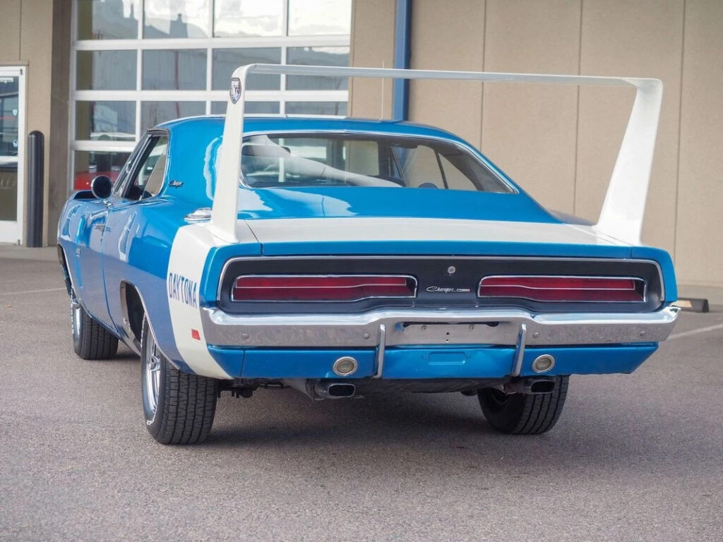 1969 Dodge Daytona Hemi 1 Owner 43K Mile HEMI