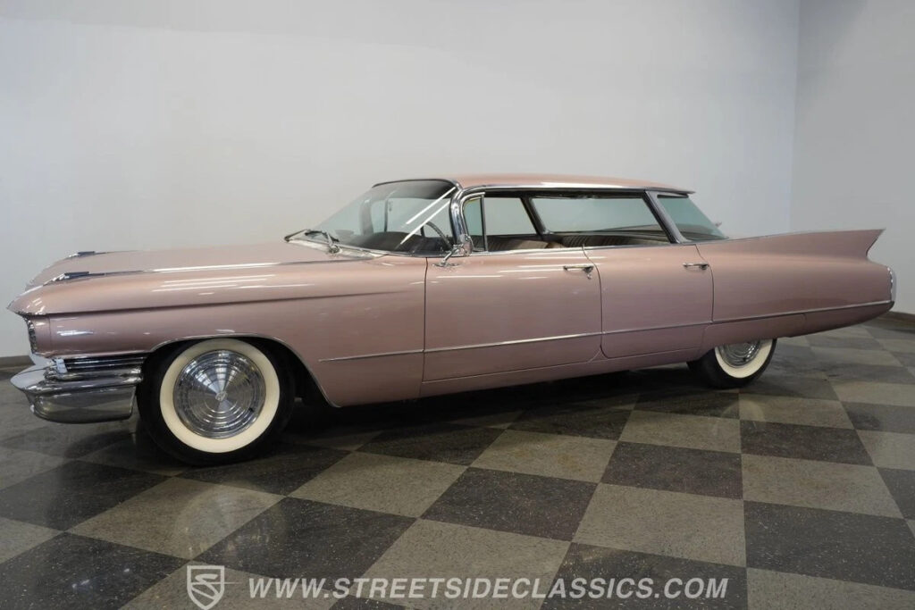 1960 Cadillac Series 62 Hardtop Sedan