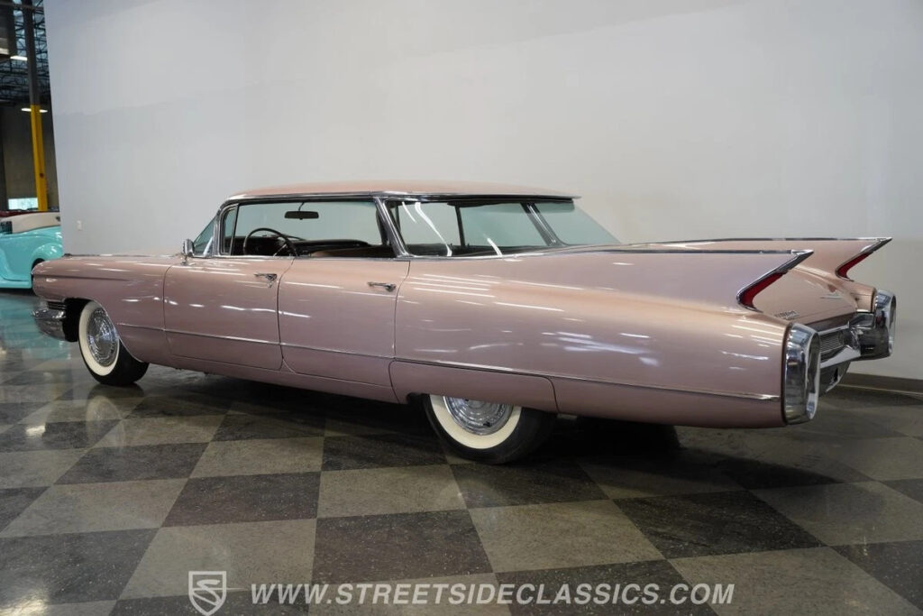 1960 Cadillac Series 62 Hardtop Sedan