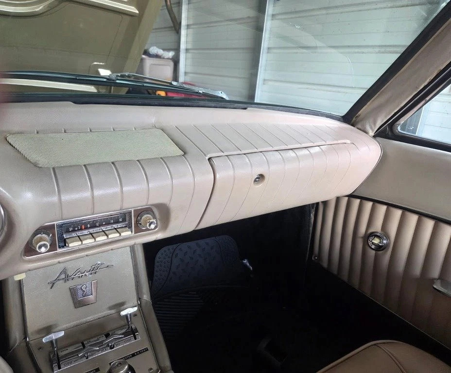 1963 Studebaker Avanti R2 Coupe Stock #2224077
