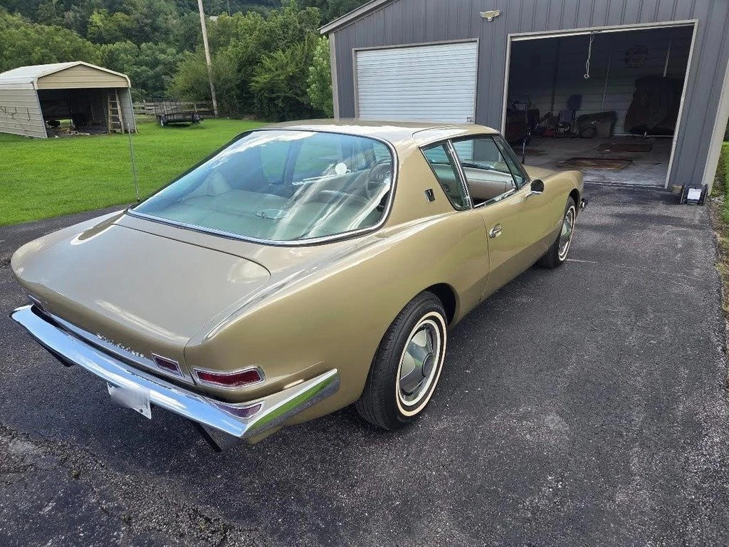 1963 Studebaker Avanti R2 Coupe Stock #2224077
